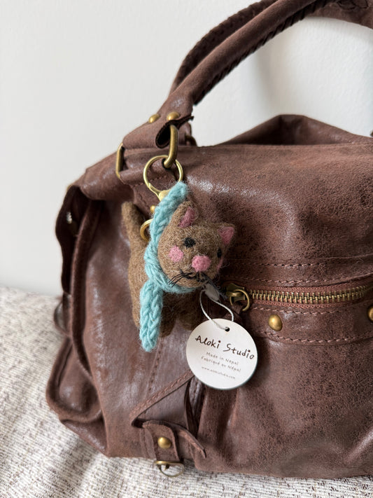 Kitty with Scarf Charm